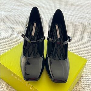 Gianni Bini Black Patent Leather Heels